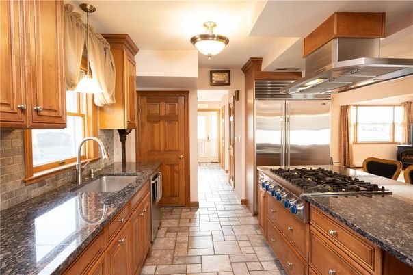 Interior, Kitchen, Stainless Steel Appliances