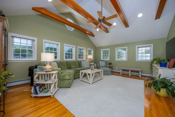Interior, Living room, Recessed Lighting, Wooden Beams, Wood Texture Flooring