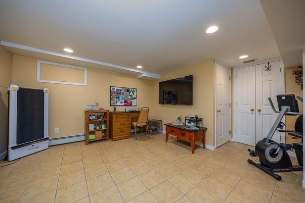 Fitness Equipment, Home Office, Interior, Recessed Lighting