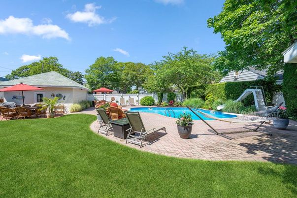 Backyard, Exterior, Pool