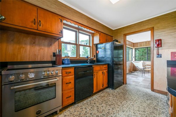 Dining room, Interior, Kitchen, Stainless Steel Appliances