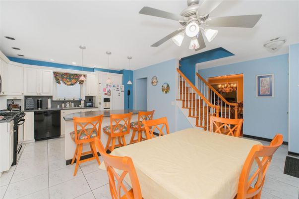 Dining room, Interior, Kitchen, Pendant Lights, Recessed Lighting