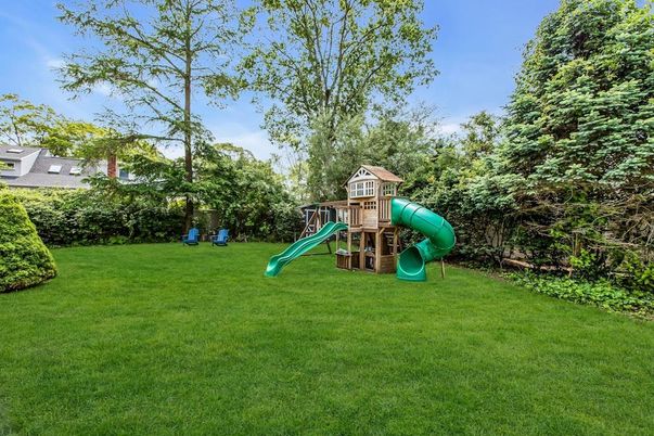 Backyard, Exterior, Playground