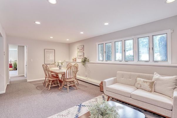 Dining room, Interior, Recessed Lighting
