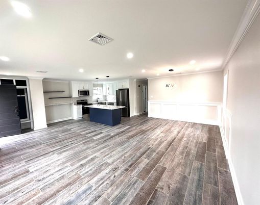 Interior, Kitchen, Pendant Lights, Recessed Lighting, Wood Texture Flooring