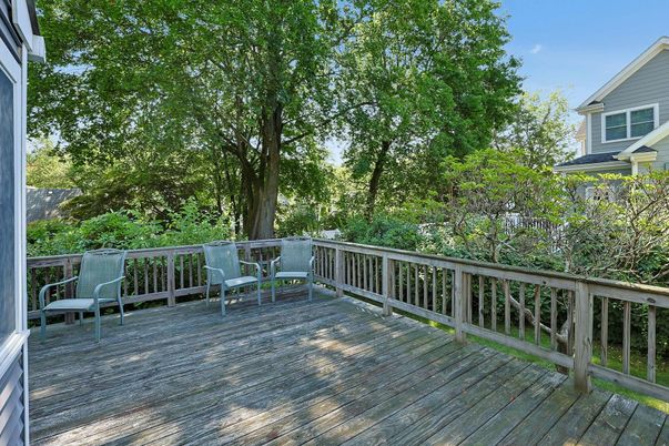 Exterior, Wood Texture Flooring