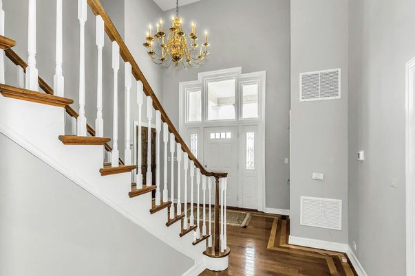 Chandelier, Interior, Wood Texture Flooring