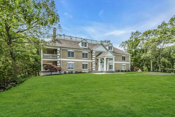 Backyard, Exterior, Facade, French Provincial