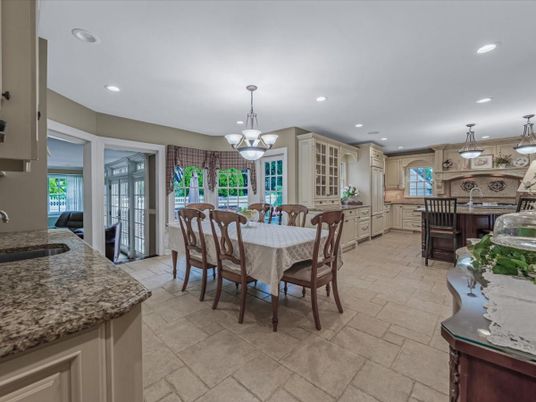 Chandelier, Dining room, Interior, Kitchen, Pendant Lights, Recessed Lighting