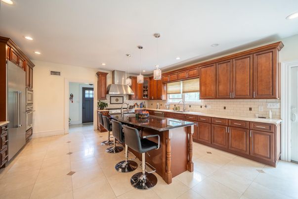 Interior, Kitchen, Pendant Lights, Recessed Lighting, Stainless Steel Appliances