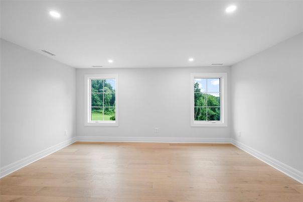 Empty room, Interior, Recessed Lighting, Wood Texture Flooring