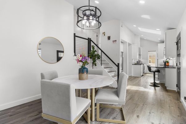Dining room, Interior, Kitchen, Pendant Lights, Recessed Lighting, Wood Texture Flooring