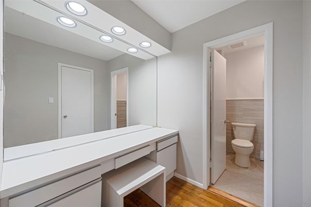 Bathroom, Interior, Recessed Lighting, Wood Texture Flooring