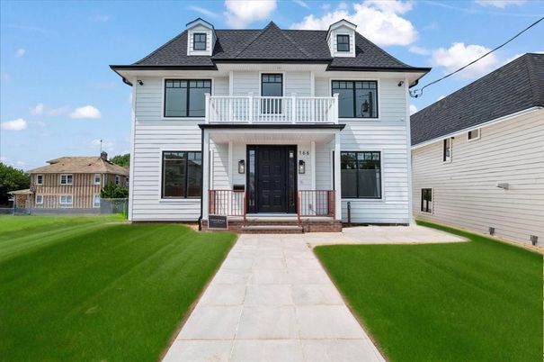 Exterior, Facade, French Provincial
