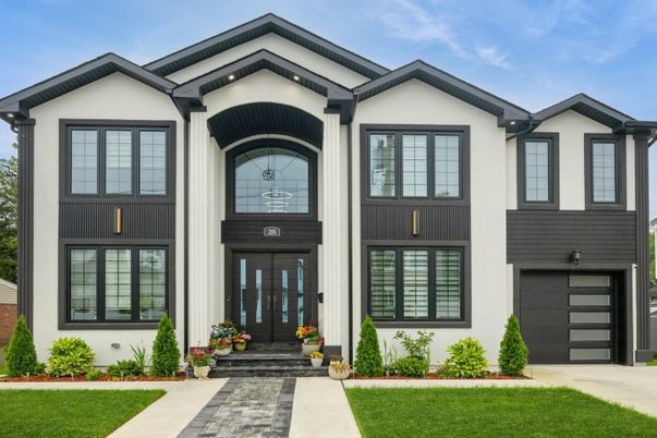 Attached, Exterior, Facade, Rowhouse