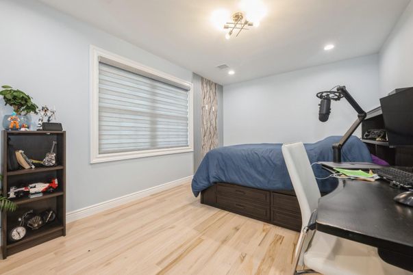 Bedroom, Home Office, Interior, Recessed Lighting, Wood Texture Flooring