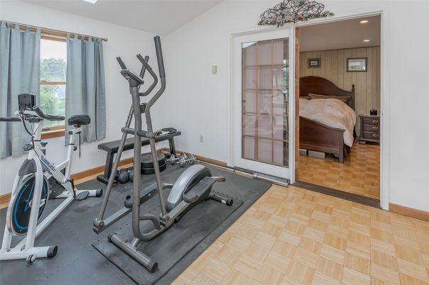 Fitness Equipment, Interior, Recessed Lighting, Wood Texture Flooring