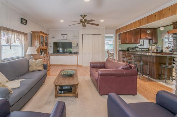 Interior, Kitchen, Living room, Recessed Lighting, Wood Texture Flooring