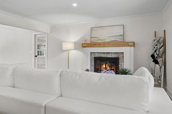 Fireplace, Interior, Living room, Recessed Lighting