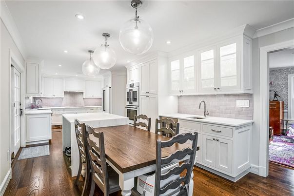 Dining room, Interior, Kitchen, Pendant Lights, Recessed Lighting, Stainless Steel Appliances, Wood Texture Flooring