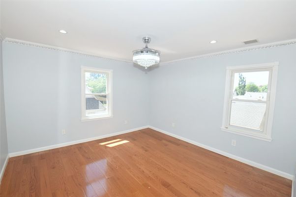 Chandelier, Empty room, Interior, Recessed Lighting, Wood Texture Flooring