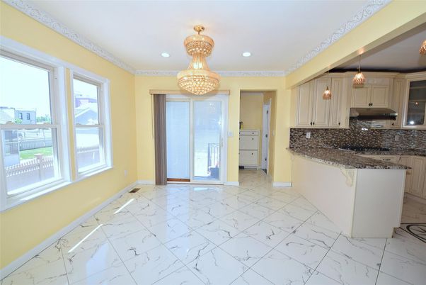 Chandelier, Empty room, Interior, Kitchen, Marble, Pendant Lights, Recessed Lighting