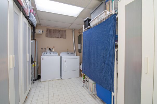 Interior, Washer