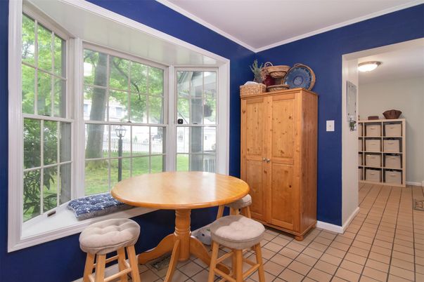 Dining room, Interior