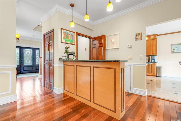 Interior, Kitchen, Pendant Lights, Recessed Lighting, Wood Texture Flooring