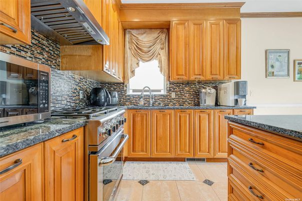 Interior, Kitchen, Stainless Steel Appliances