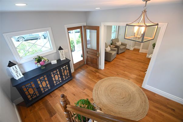 Interior, Pendant Lights, Recessed Lighting, Wood Texture Flooring