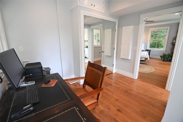 Home Office, Interior, Recessed Lighting, Wood Texture Flooring