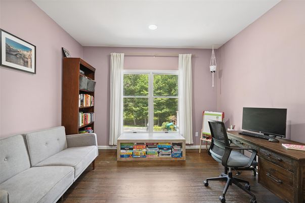 Home Office, Interior, Recessed Lighting, Wood Texture Flooring