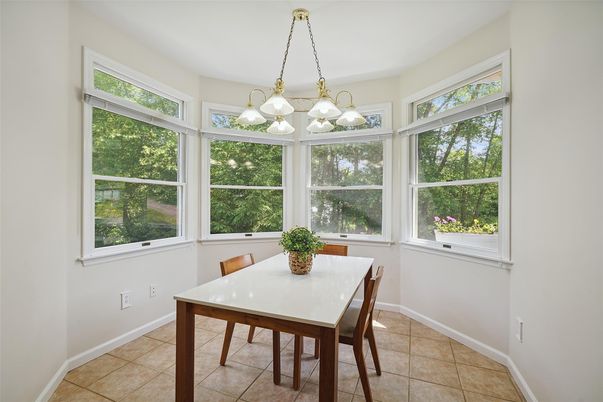 Chandelier, Dining room, Interior