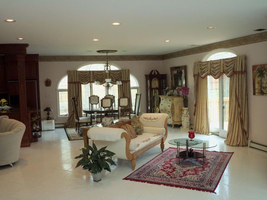 Chandelier, Dining room, Interior, Living room, Pendant Lights, Recessed Lighting