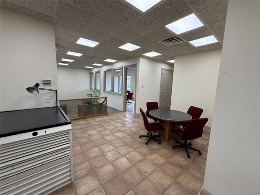 Dining room, Interior, Recessed Lighting