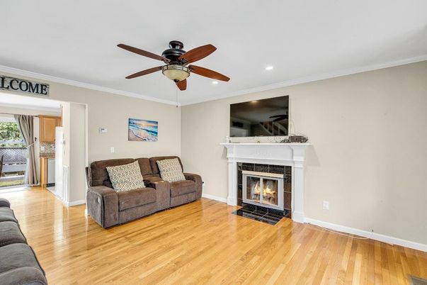 Fireplace, Interior, Living room, Recessed Lighting, Wood Texture Flooring
