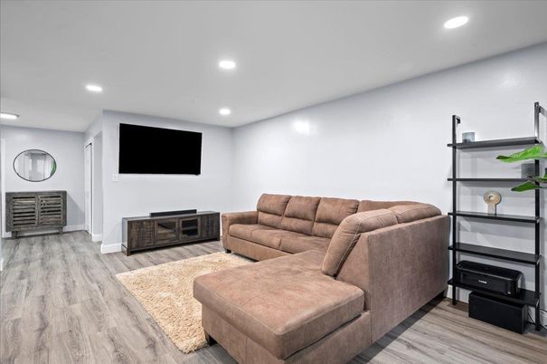 Interior, Living room, Recessed Lighting, Wood Texture Flooring