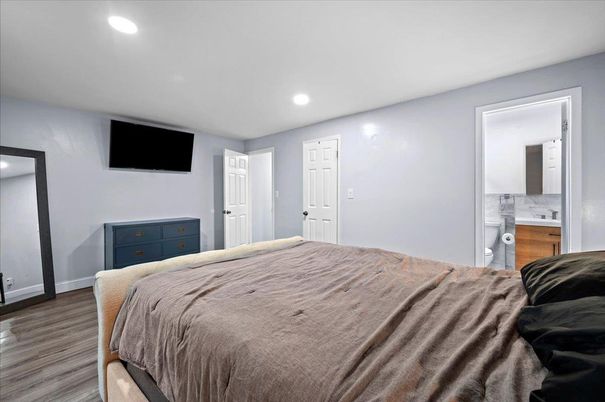 Bedroom, Interior, Recessed Lighting, Wood Texture Flooring