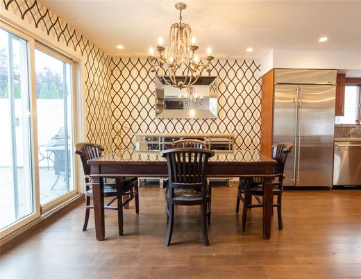 Chandelier, Dining room, Interior, Kitchen, Recessed Lighting, Stainless Steel Appliances, Wood Texture Flooring