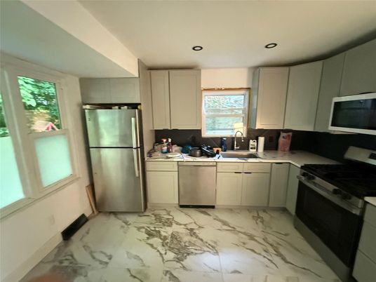 Interior, Kitchen, Marble, Recessed Lighting