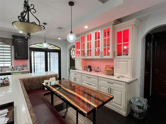 Interior, Kitchen, Pendant Lights, Recessed Lighting