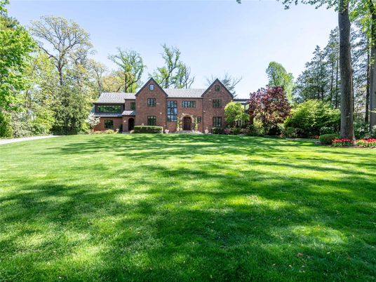 Backyard, Exterior, Facade, Brick Facade, None
