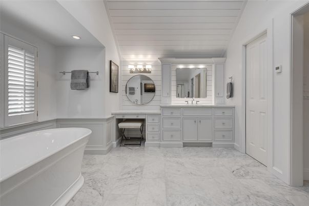 Bathroom, Dual Sink Vanities, Free Standing Baths, Interior, Marble, Recessed Lighting