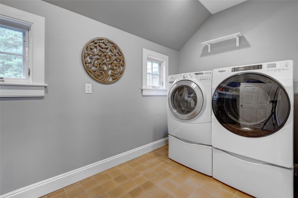 Interior, Washer