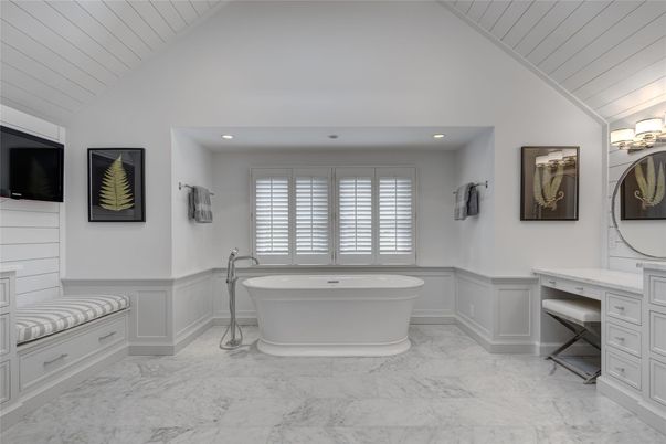 Bathroom, Free Standing Baths, Interior, Marble, Recessed Lighting