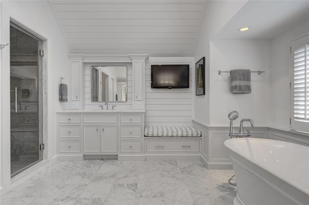 Bathroom, Dual Sink Vanities, Free Standing Baths, Interior, Marble, Recessed Lighting