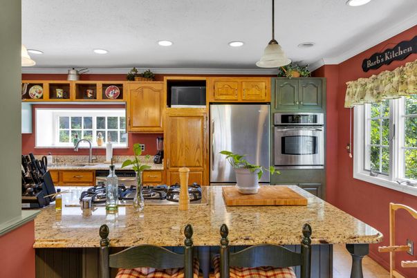 Interior, Kitchen, Pendant Lights, Recessed Lighting, Stainless Steel Appliances