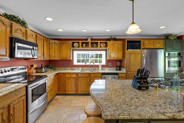 Interior, Kitchen, Pendant Lights, Recessed Lighting, Stainless Steel Appliances