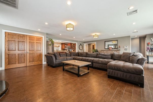 Interior, Living room, Recessed Lighting, Wood Texture Flooring